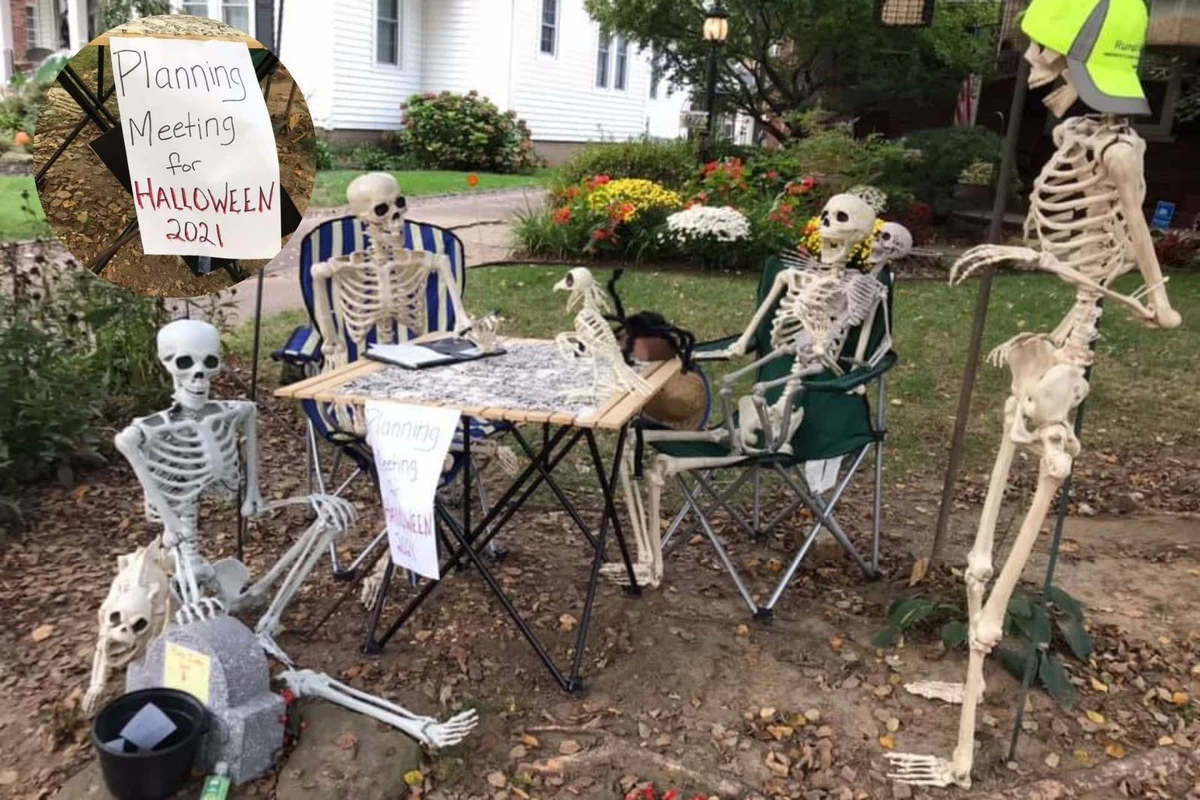 Skeleton Crew Displays Change Daily in Evansville, Indiana