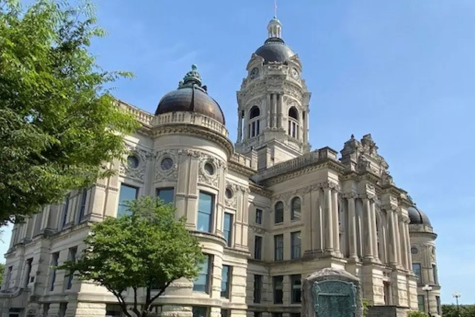 Final Lunch On The Lawn 2022 Event in Downtown Evansville, IN