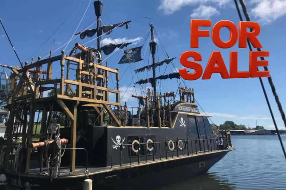 &#8216;Surrender the Booty&#8217; Pirate Ship For Sale Complete with &#8216;Skeleton Crew&#8217;