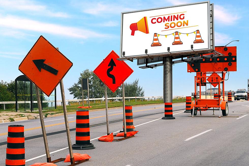 Billboard Warns Drivers of Upcoming Construction on The Lloyd