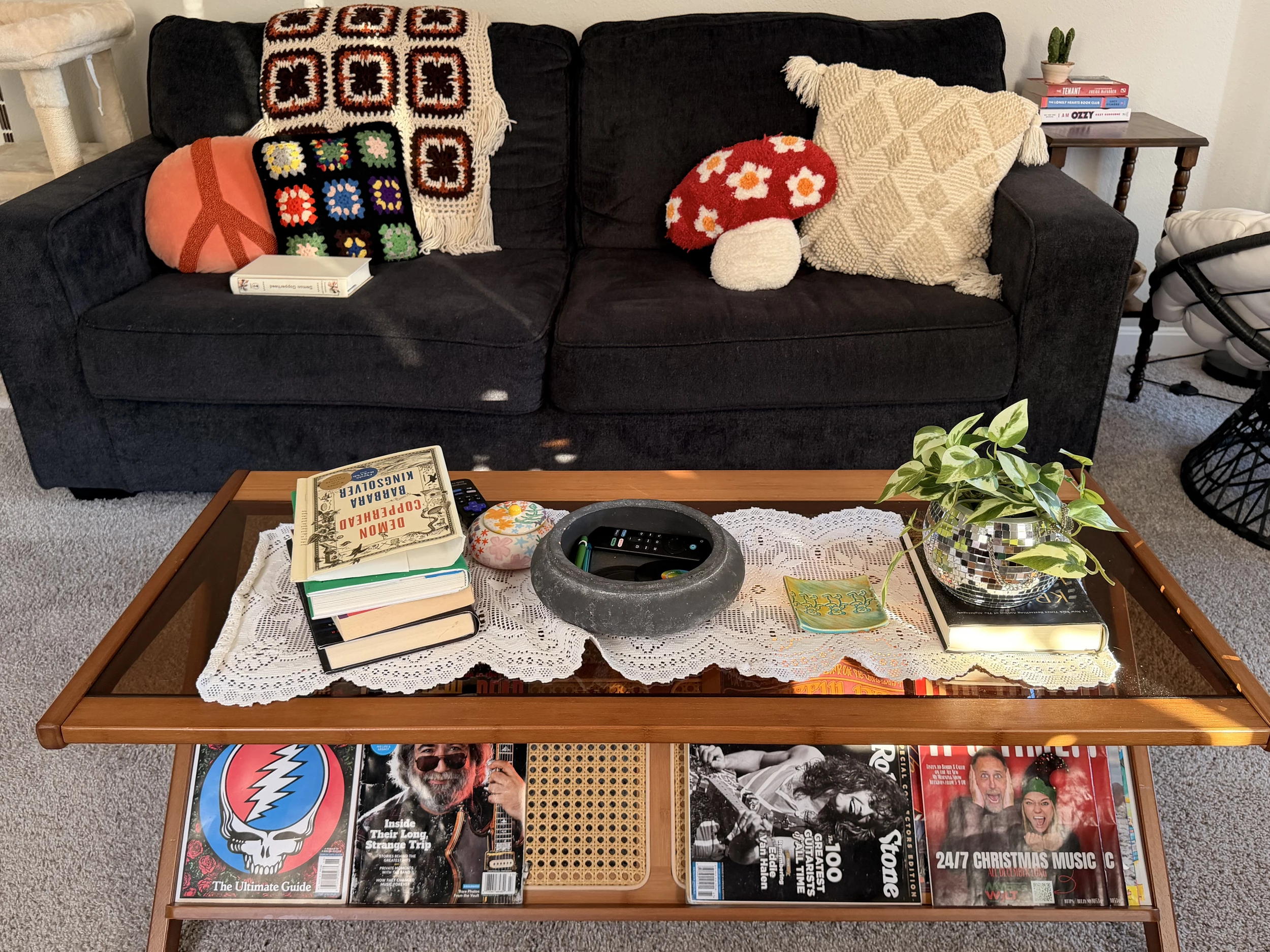 How 60s And 70s Colors Shape Today's Home Decor Trends