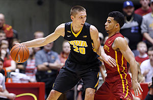 Hawkeyes Move Up, Cyclones Drop in New AP Poll