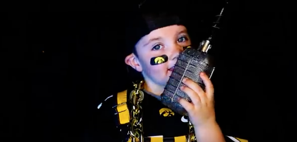 [WATCH] &#8220;Mini Kittle&#8221; Iowa Hawkeyes Hype Video