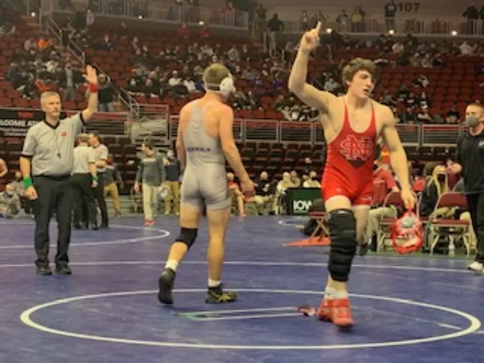 IAHSAA State Wrestling Day 1 News and Notes Class 3A