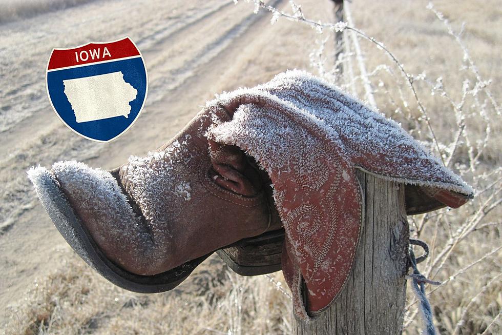 Iowa, Here Are 5 Reasons You Do Not Touch A Cowboy Boot On A Fence