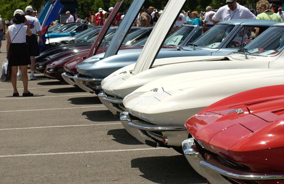 Vettes On The River in LeClaire