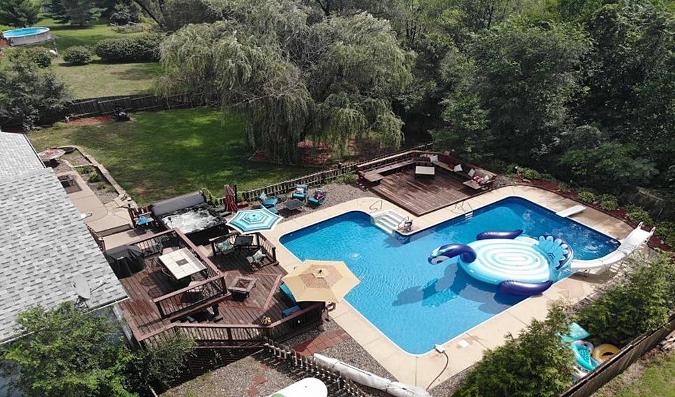 Rent Your Own Private Pool in the Quad Cities with This App