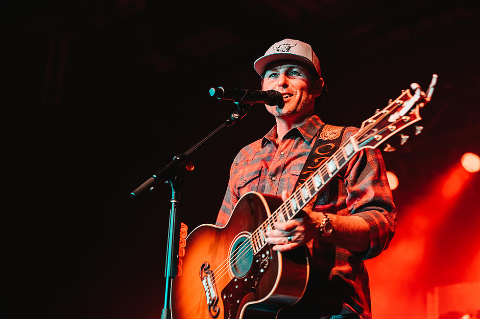 Win Tickets To Casey Donahew at The Rust Belt
