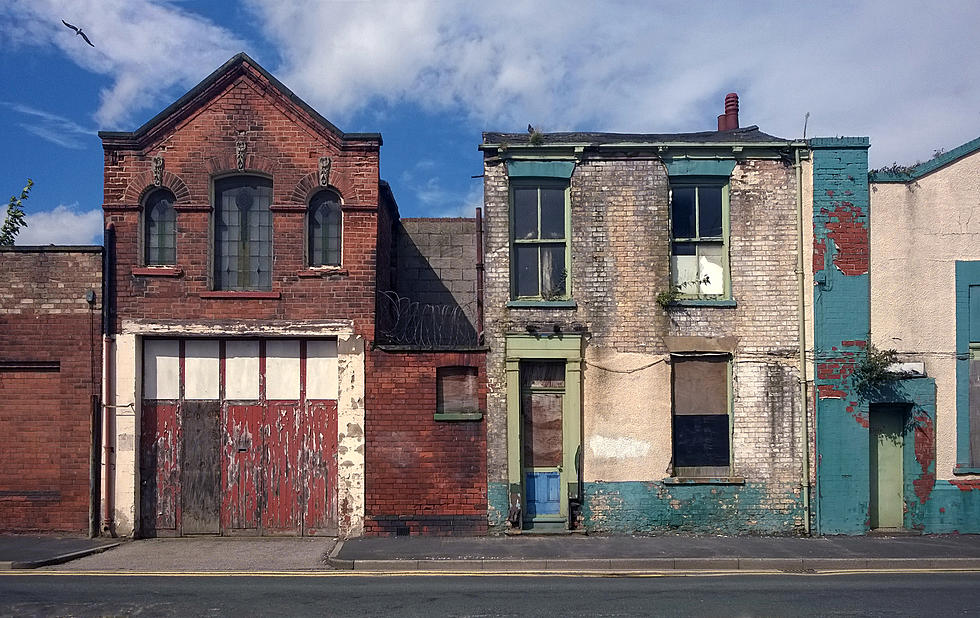 This Abandoned Town Is An Iconic Location In Illinois