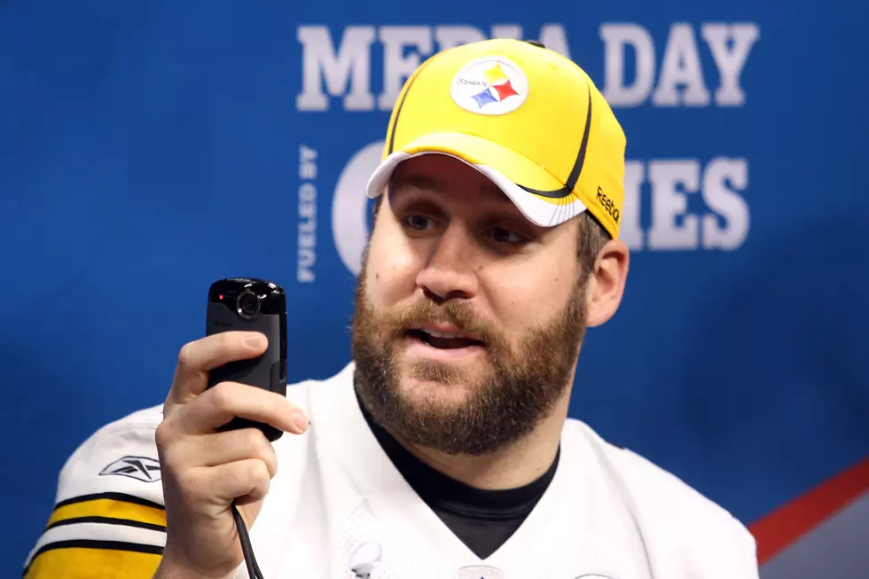 How Does Big Ben Get Ready For The Big Game?