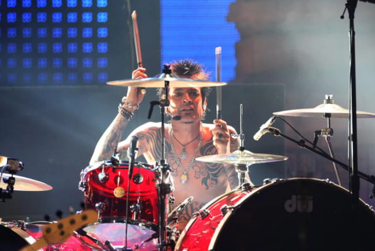 Tommy Lee Drum Solo [VIDEO]