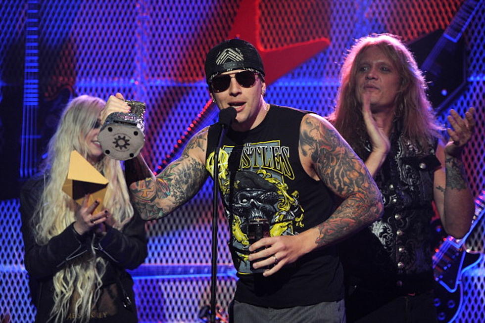 Sit Onstage For Avenged Sevenfold