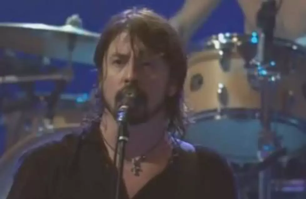 Dave Grohl Kicks Guy Out Of Show [VIDEO]