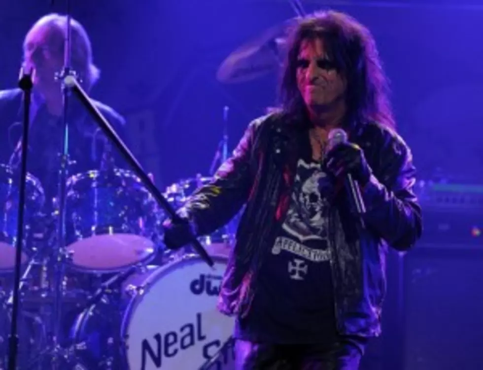 Alice Cooper&#8217;s Premiere Of &#8220;I&#8217;ll Bite Your Face Off&#8221; [Video]