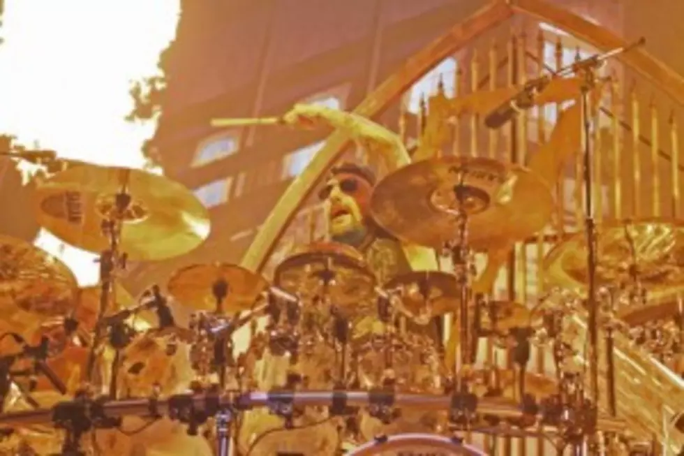 Mike Portnoy Visits Mrozek On Thursday Before &#8216;Adrenaline Mob&#8217; Show At Northern Lights [VIDEO]