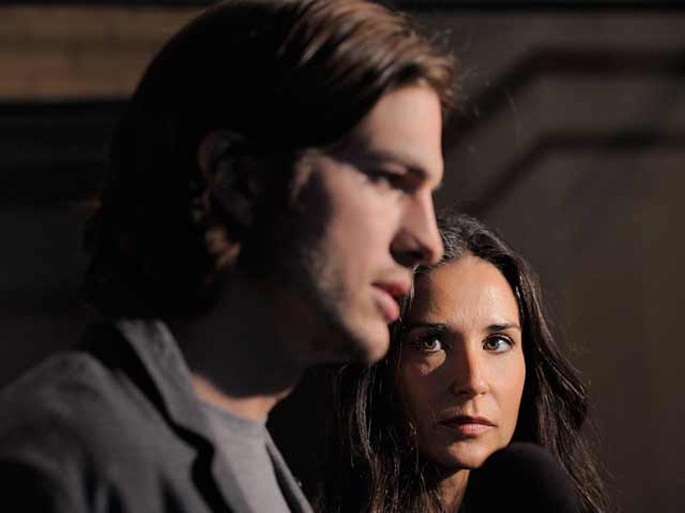 10 Jokes About Ashton Kutcher Cheating on Demi Moore