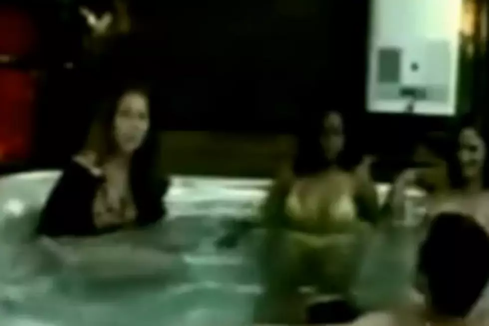 Hot Girl has Accident in Hot Tub [VIDEO][NFSW]