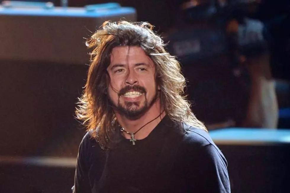 Foo Fighters Frontman To Produce Sitcom