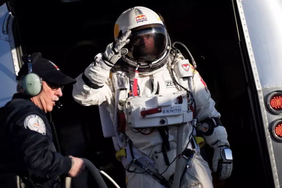 Watch Felix Baumgartner Fall From Space in New Video