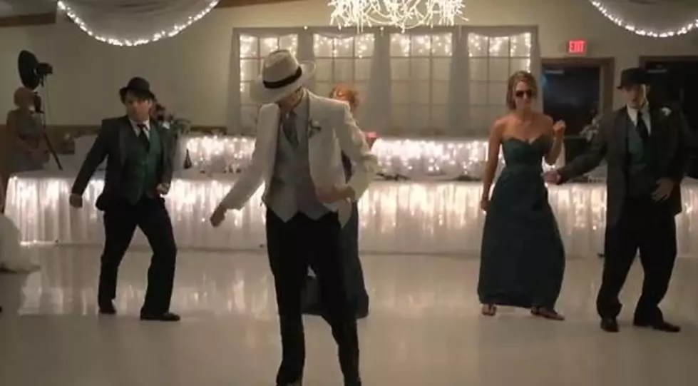 Wedding Party Dances To &#8216;Smooth Criminal&#8217; By Michael Jackson [VIDEO]