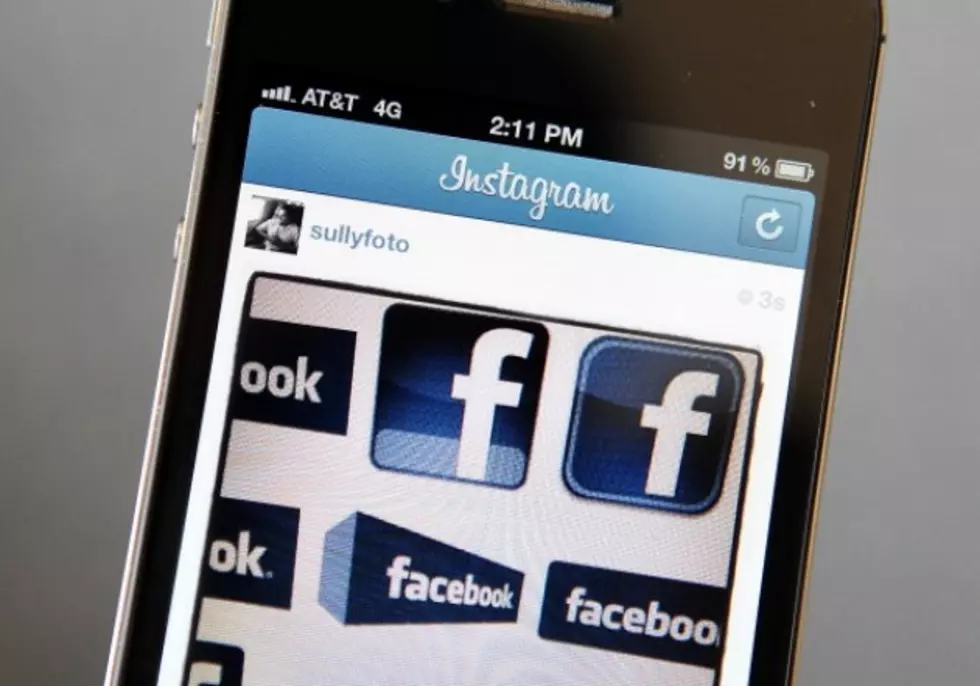 Facebook Acquires Photoshare Site Instagram For $1 Billion &#8211; Tech Tuesday