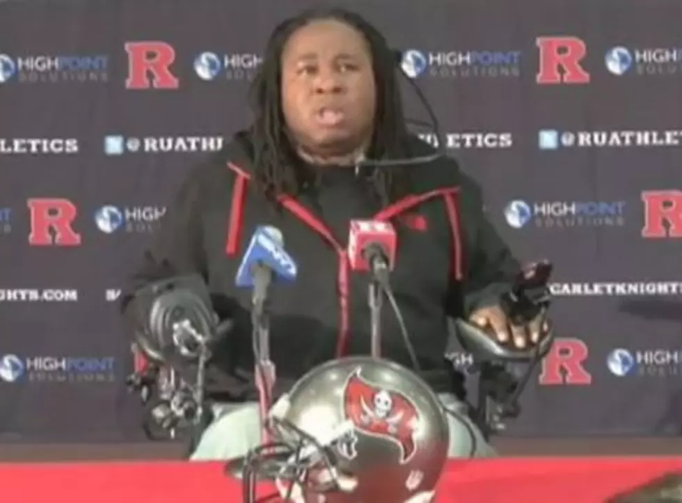 Tampa Bay Buc’s Sign Paralyzed Rutgers Player [VIDEO]