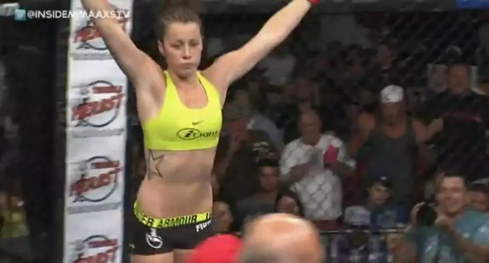 Watch Female Cage Fighter Veronica Rothenhauser Knockout Her Opponent In Five Seconds