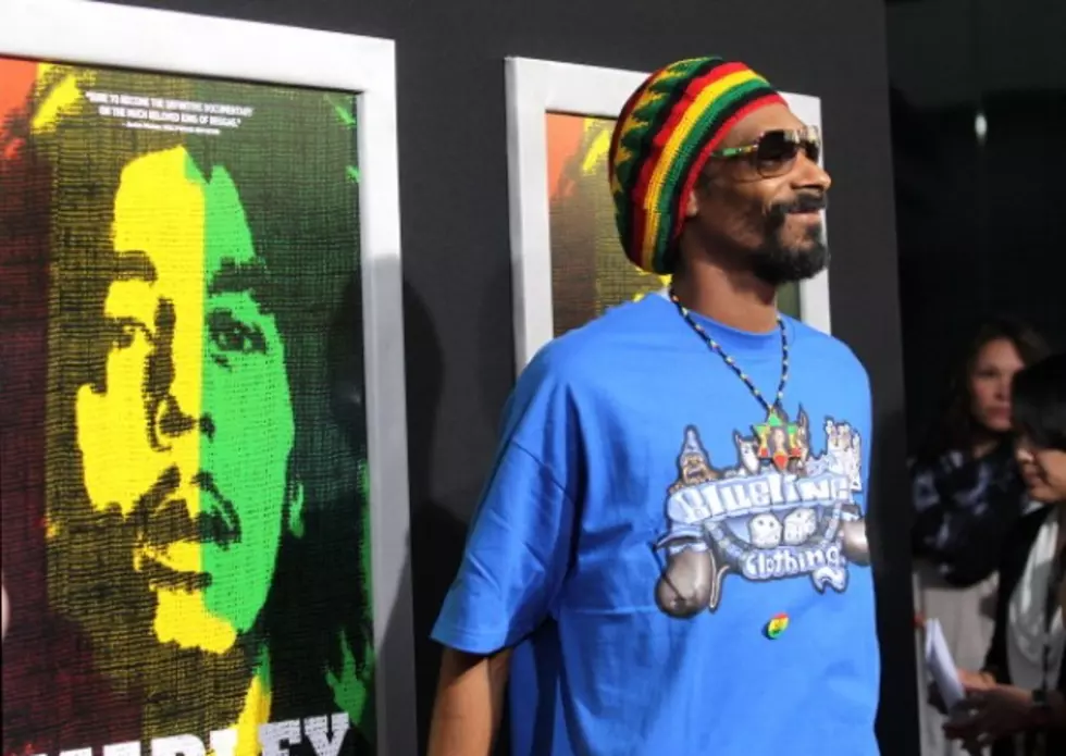 Snoop Dogg Gets So High In Jamaica He Changes His Name To Snoop Lion