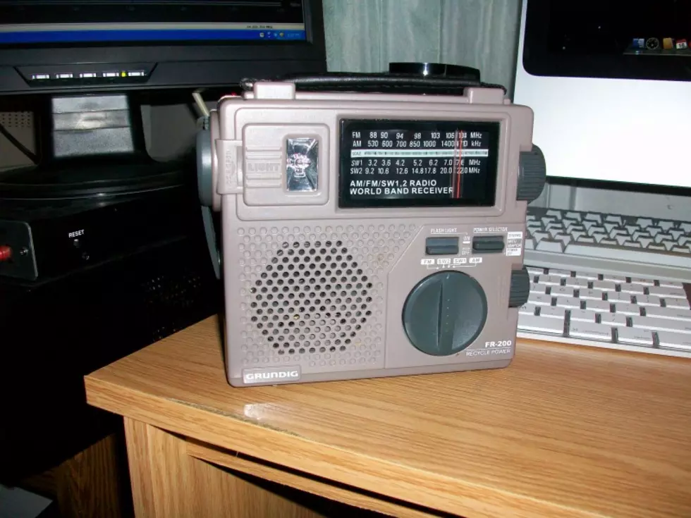 Keep A Radio Handy For Emergencies – Tech Tuesday Extra