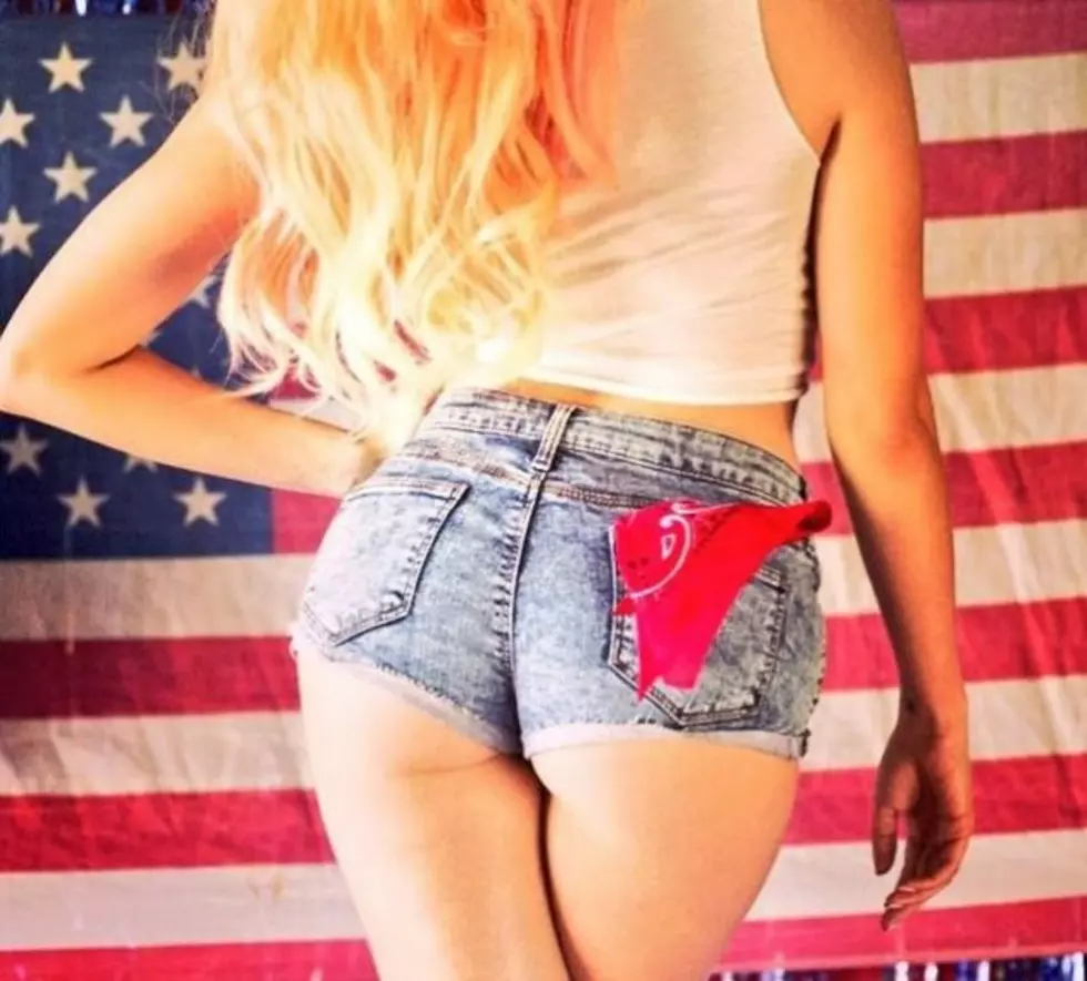 Apple Bottom Pop Singer Bonnie McKee Enlists Tommy Lee, Kiss And Others To Lip Sync Her Song &#8216;American Girl&#8217; [VIDEO]