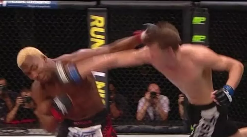 UFC Superman Knockout Punch To The Face [VIDEO]