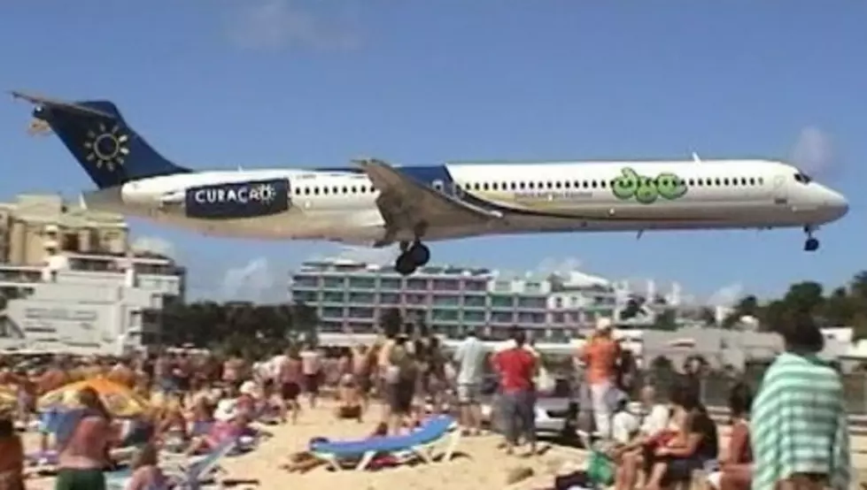 Airplane Almost Lands On People At The Beach [VIDEO]