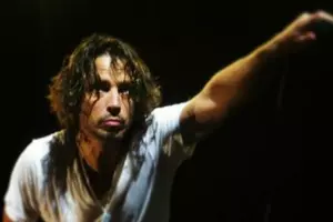 Chris Cornell Covers Guns N&#8217;Roses in Newly Released Music