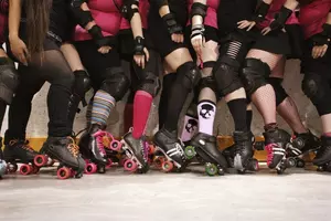 Get Nostalgic This Winter With Rollerskating