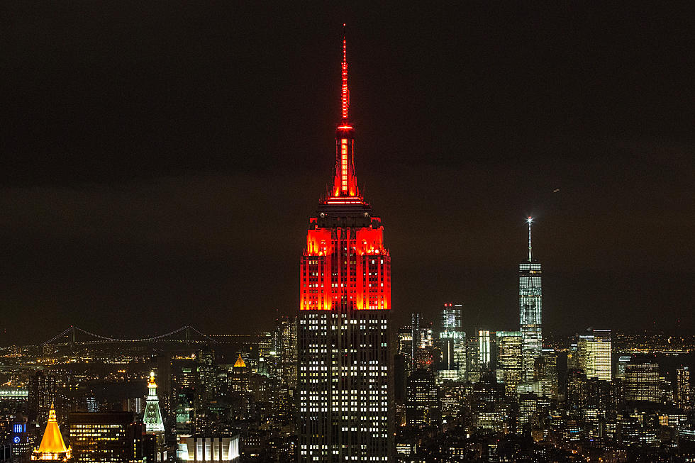 Empire State Building Lit Up Like An Emergency Siren For 1st Responders