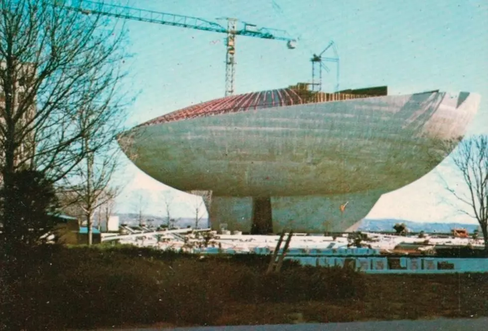 Construction of The Egg) (AlbanyGroup Archive/Flickr)