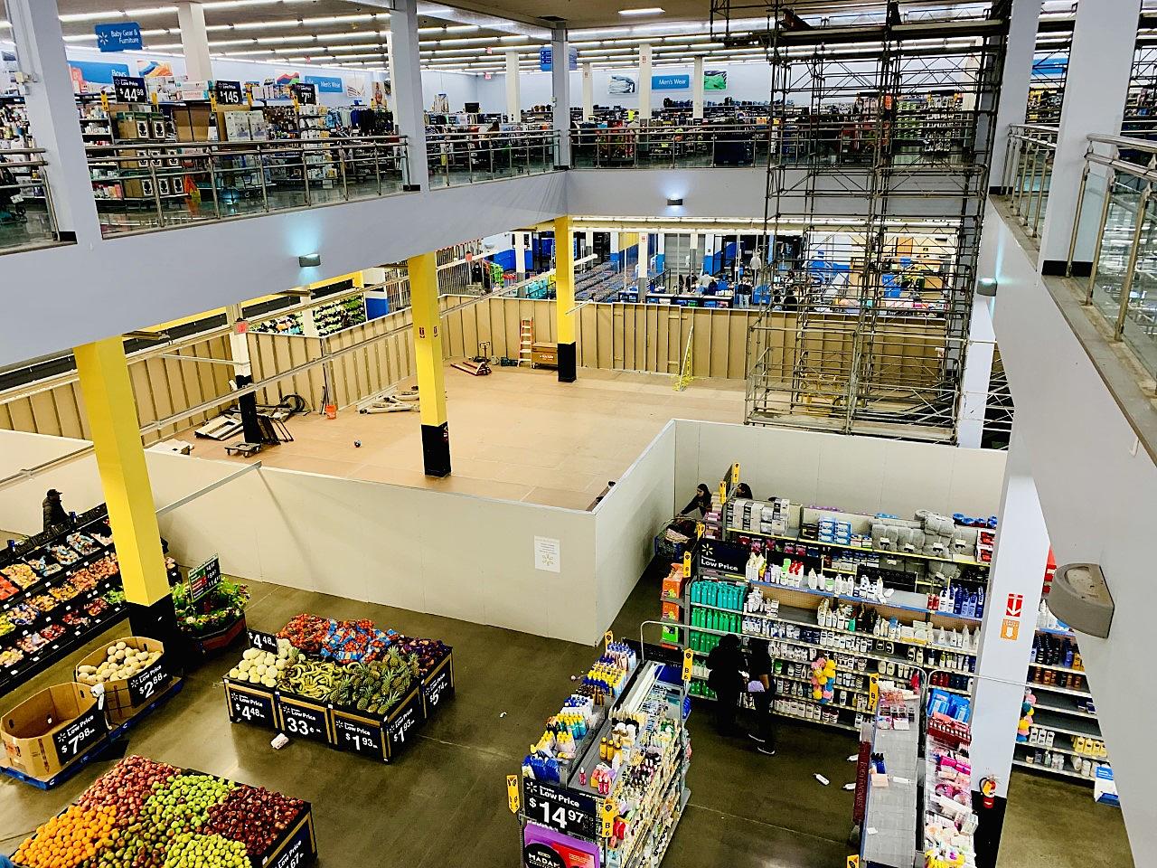 World's Largest Walmart Supercenter: world record in Albany, New York