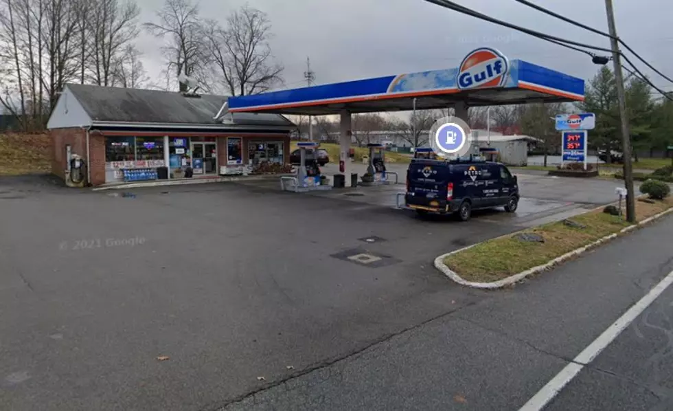 Upstate NY Gas Station Fight! Why Did One Man Pull A Knife?