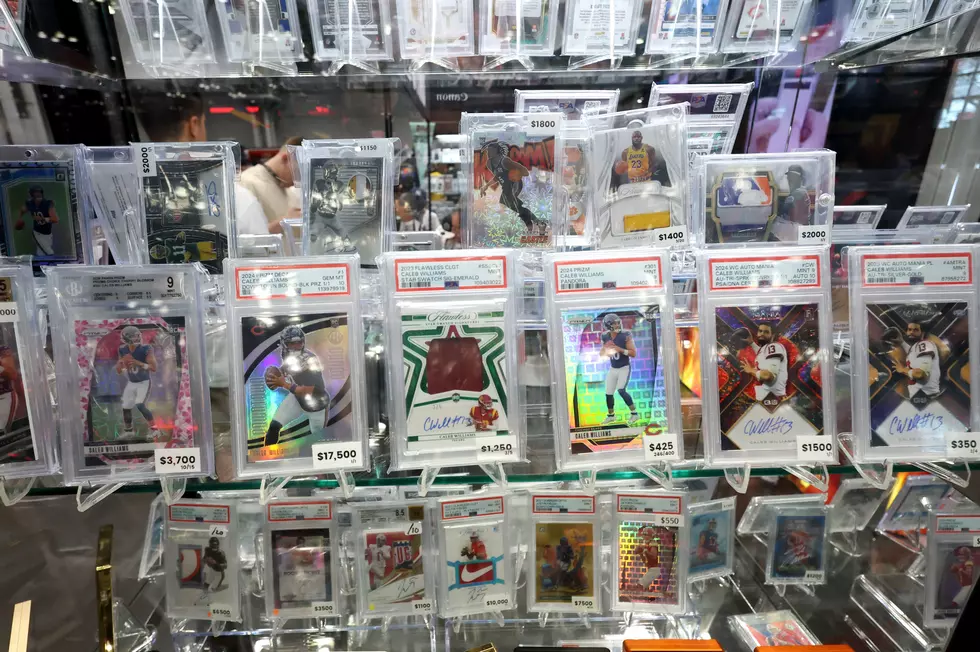 Florida Man Stole $17,000 Worth Of Trading Cards From New York Fest