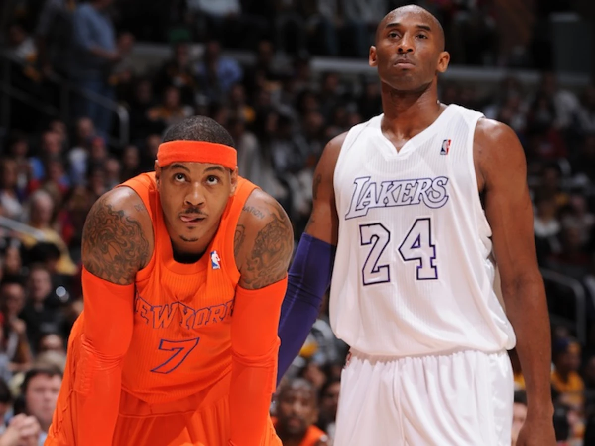 Kobe Bryant Returns From Vacation to Help Lakers Pitch Carmelo Anthony