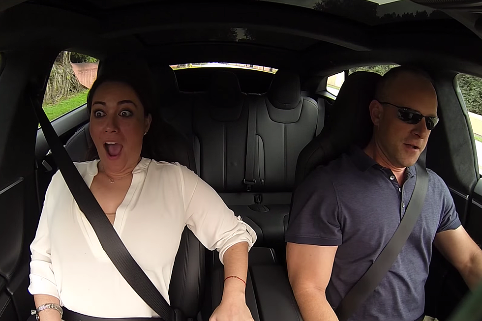 ‘Insane Mode': The Tesla P85D Super-Acceleration Nearly Scares These People to Death [VIDEO]