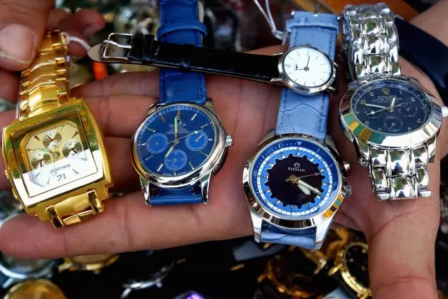 7 Ways to Spot a Fake Watch: Engraving, Weight, Sound & More