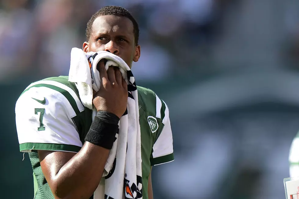 Jets QB Geno Smith Out 6-10 Weeks With Broken Jaw Suffered in Locker Room Fight
