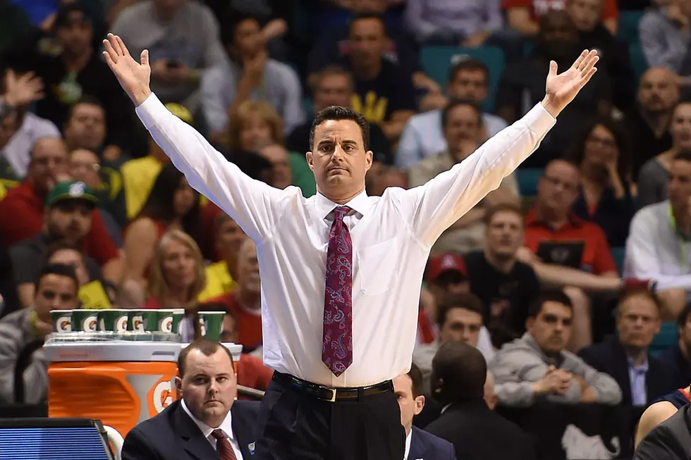 Arizona’s Sean Miller Sweat More Than His Entire Team Combined