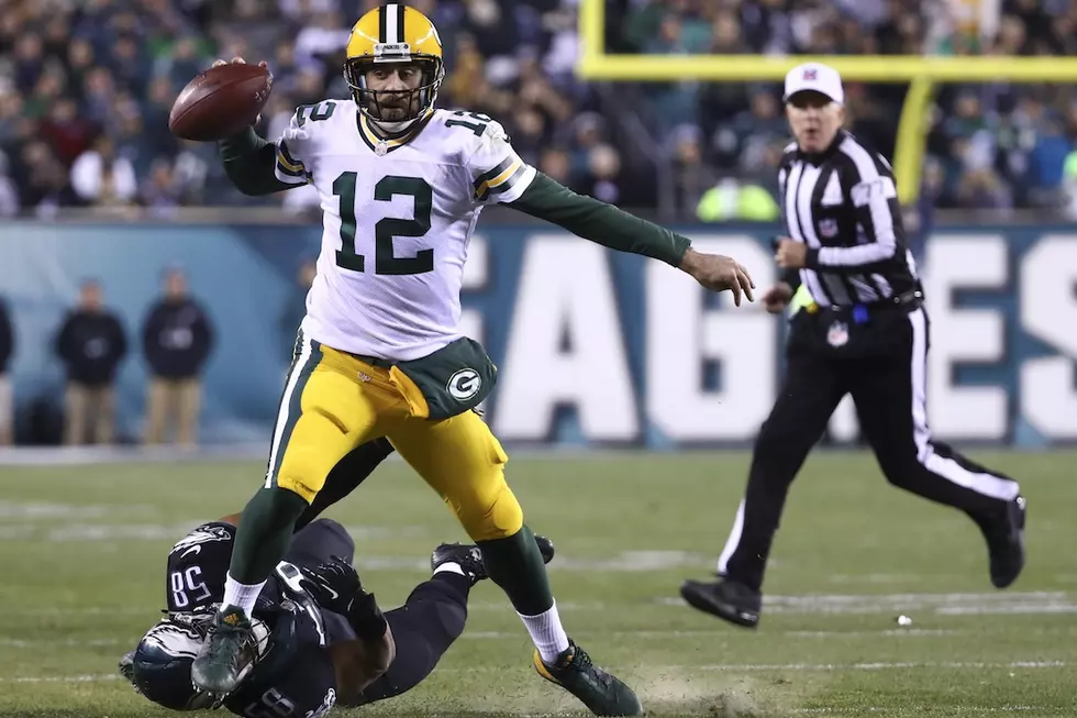 MNF: Rodgers Leads Pack Over Eagles 27-13