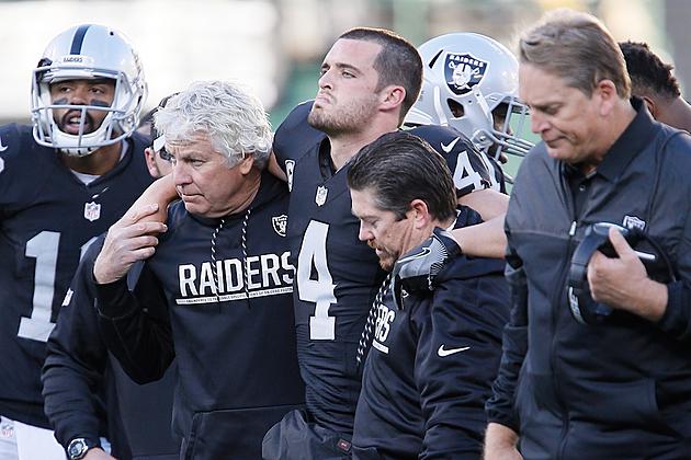 NFL Week 16 Recap: Derek Carr’s Injury May Kill the Raiders
