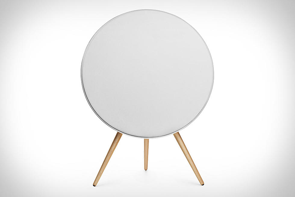 BeoPlay A9 – speaker + furniture