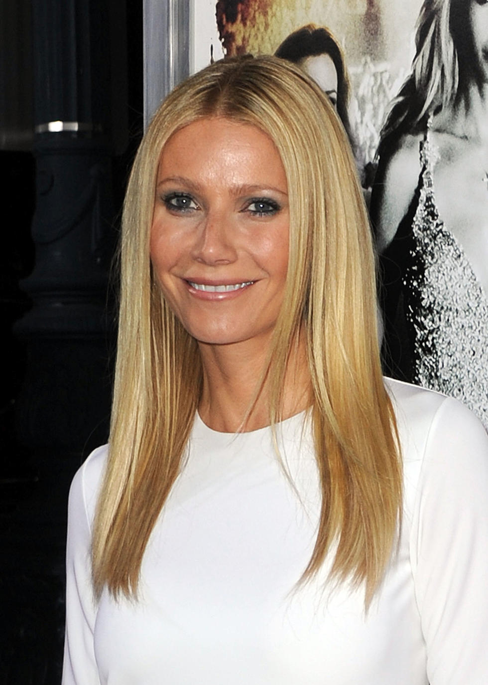 Gwyneth Paltrow Discovers Country Music