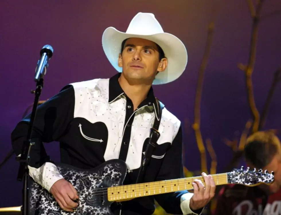 Brad Paisley &#8220;Who Needs Pictures&#8221;&#8211;Flashback Friday [VIDEO]