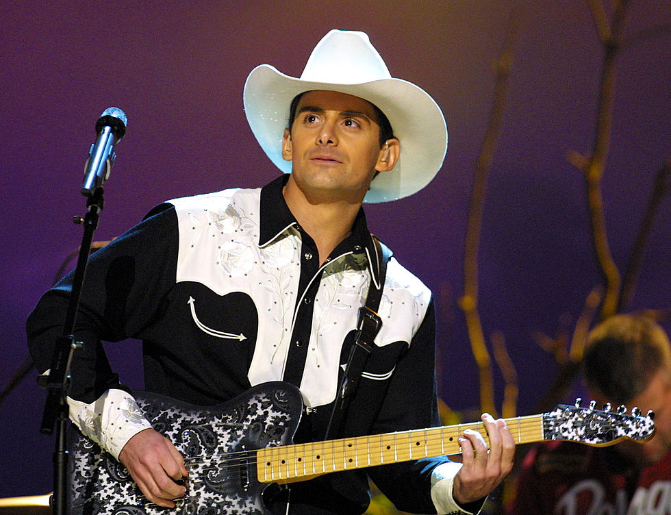 Brad Paisley “Who Needs Pictures”–Flashback Friday [VIDEO]
